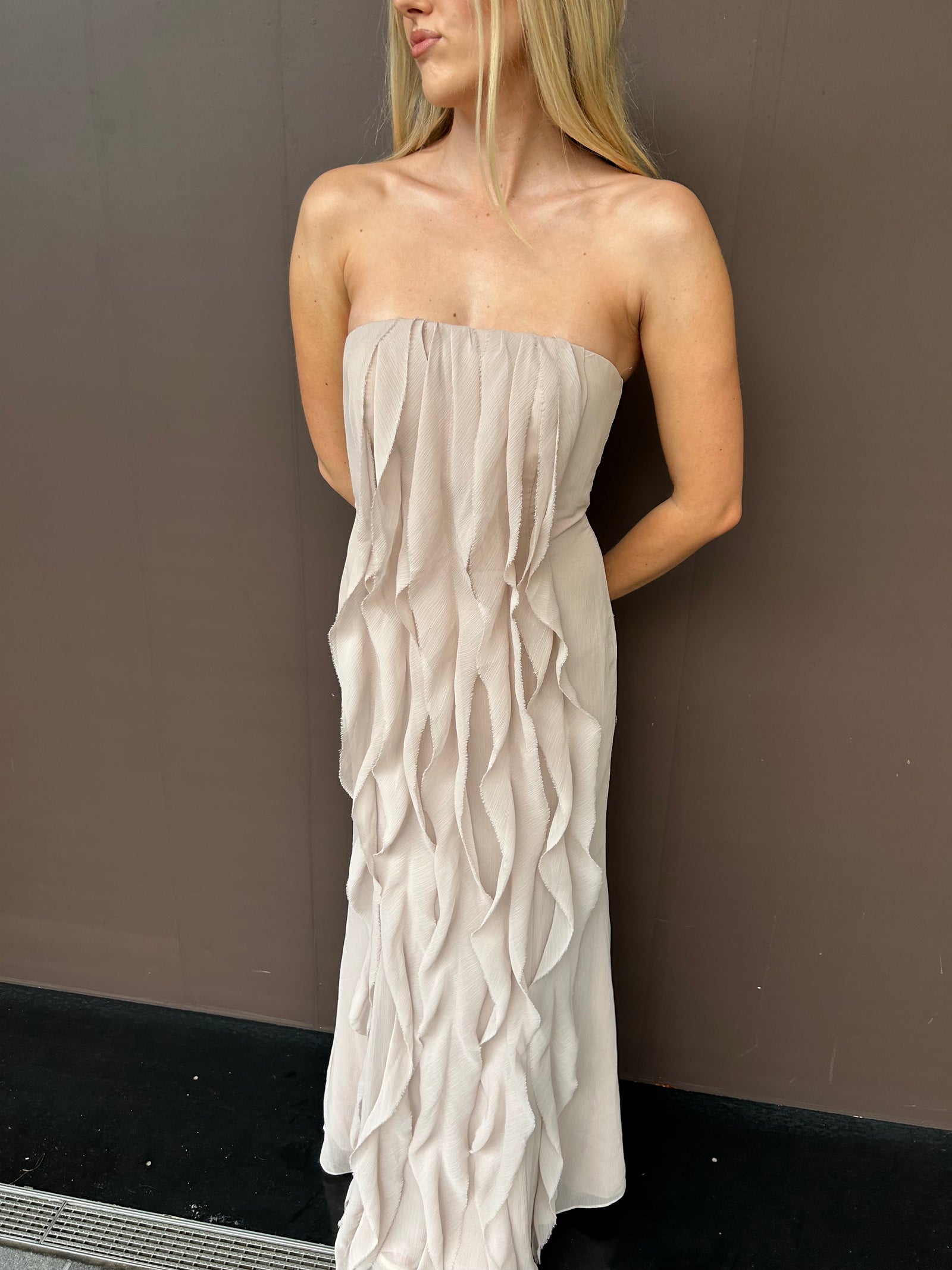 Vera Wang Vintage Cascading Gown In Dusty Pink