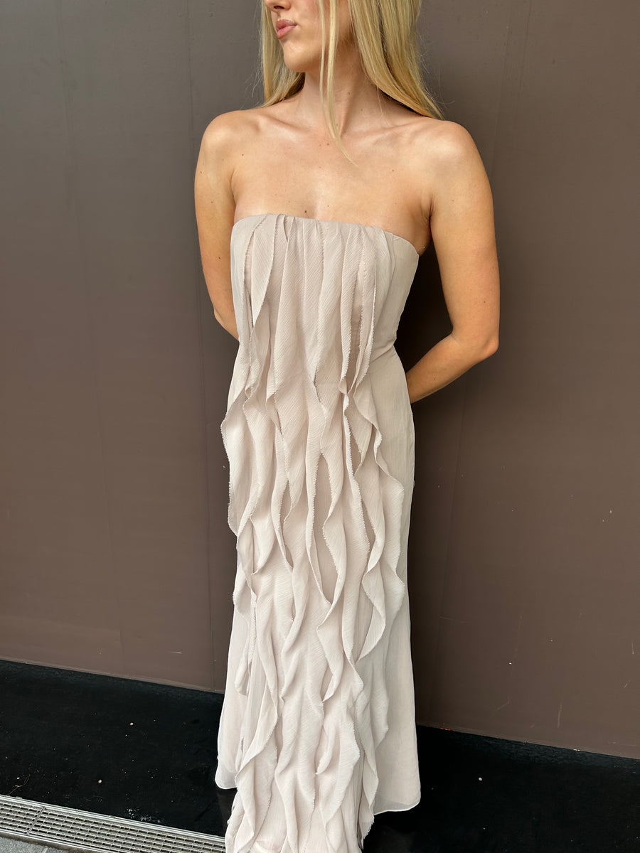 Vera Wang Vintage Cascading Gown In Dusty Pink