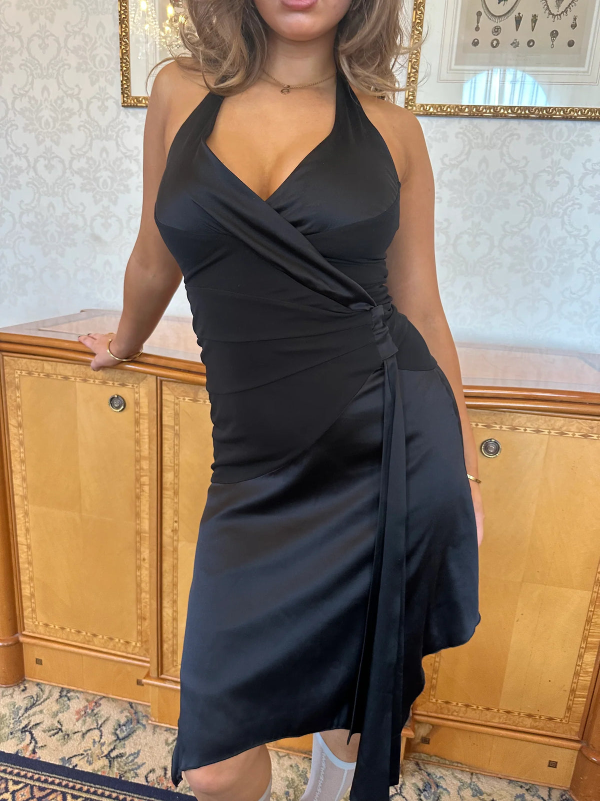 Vintage Bebe Midi in Black